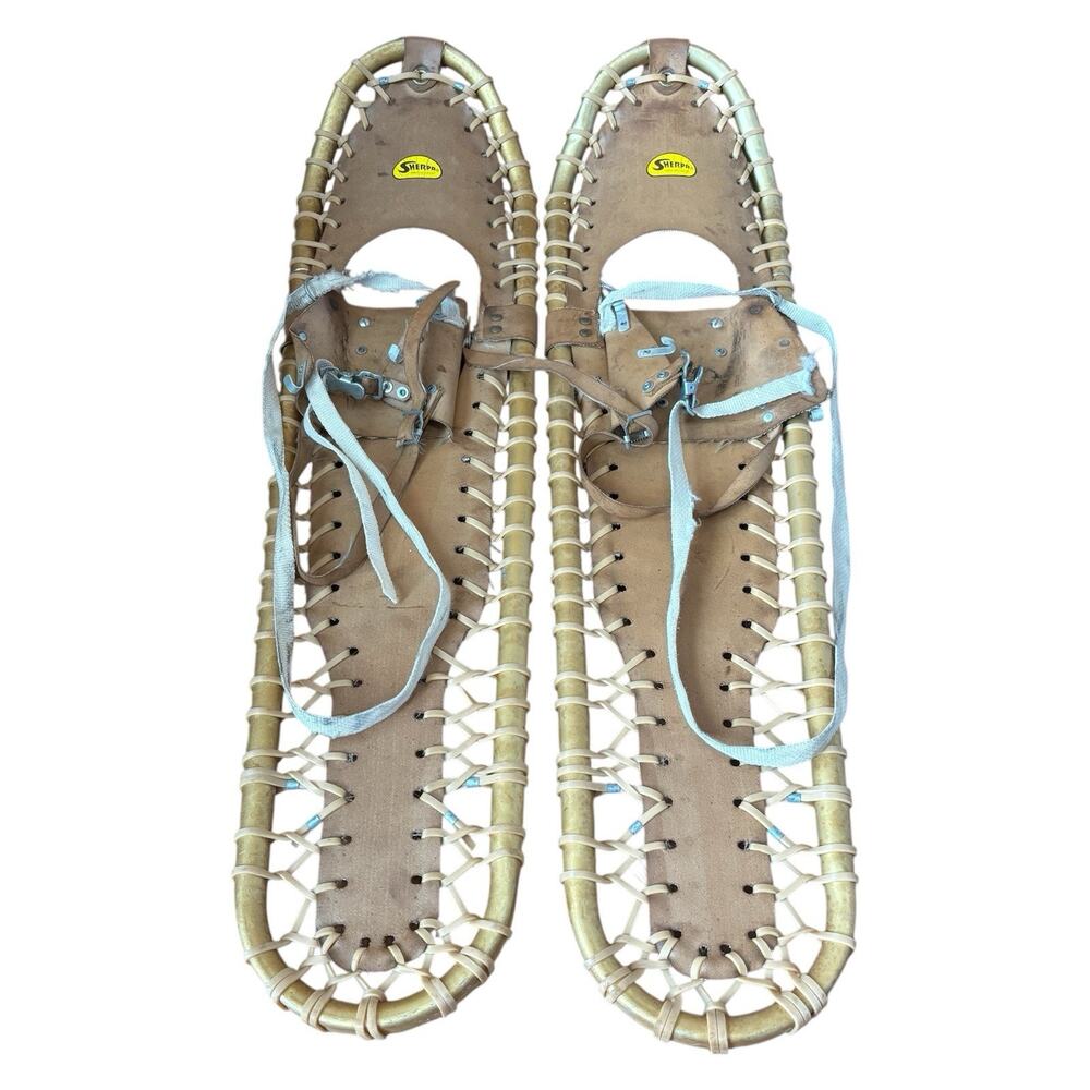 Sherpa Vintage Snow Shoes Gold Aluminum 33" x 9" Leather Nylon Straps